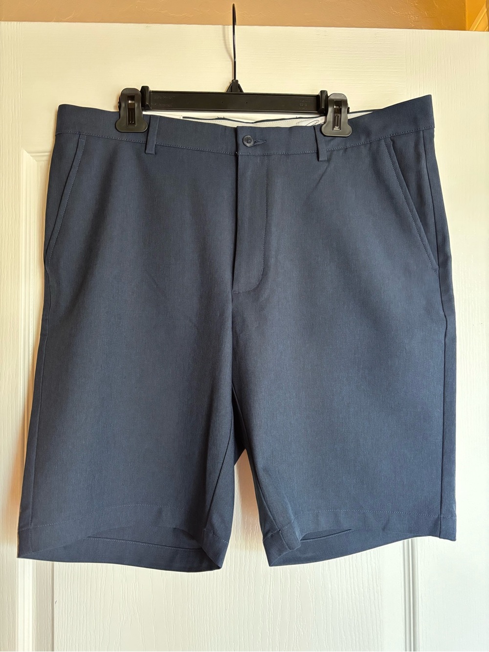 Greg Norman Mens Ultimate Travel  Performance Shorts Blue 36 Waist 9.5” inseam